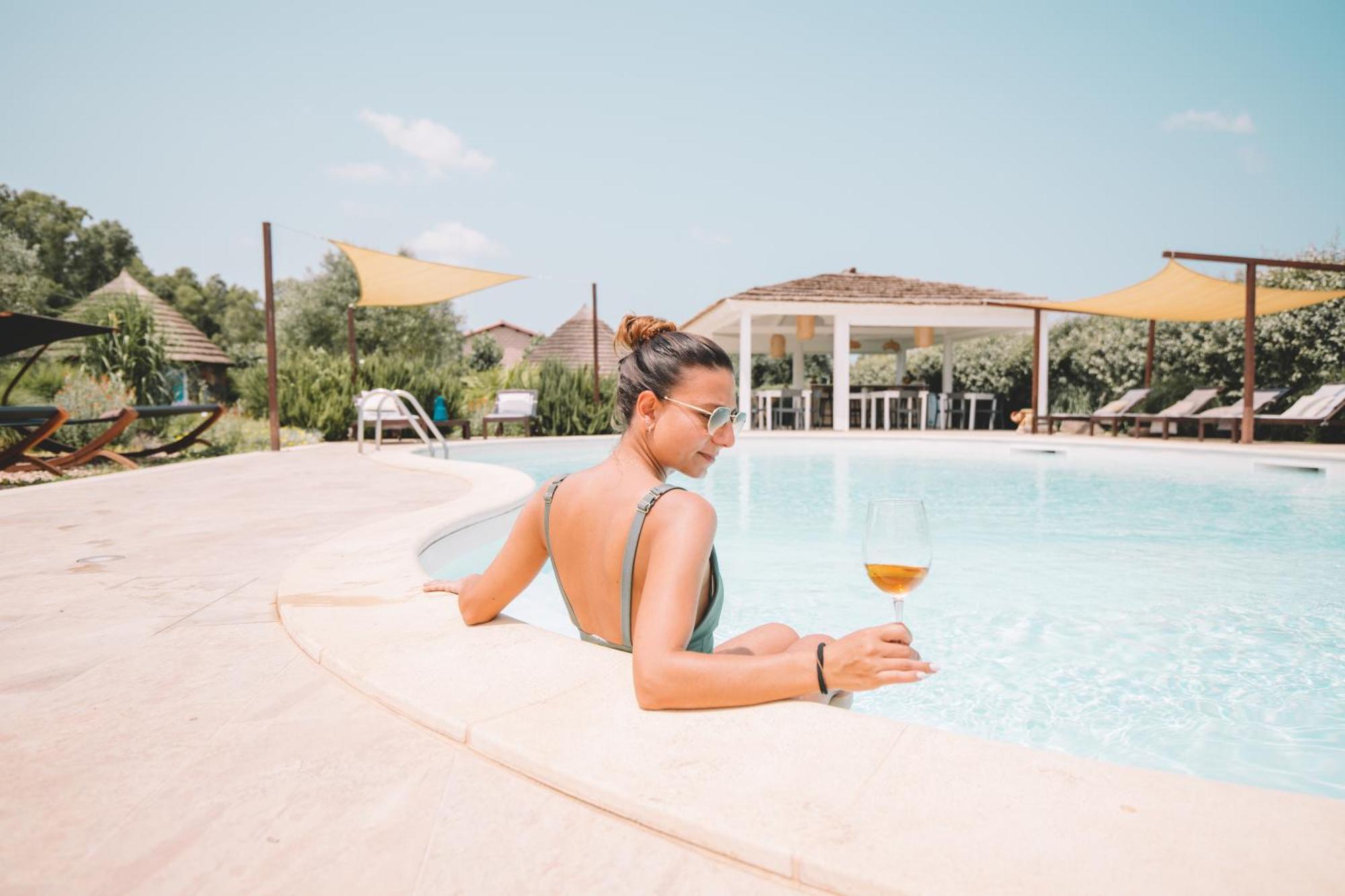 Is Cheas Wine Farm Boutique Hotel San Vero Milis Eksteriør billede